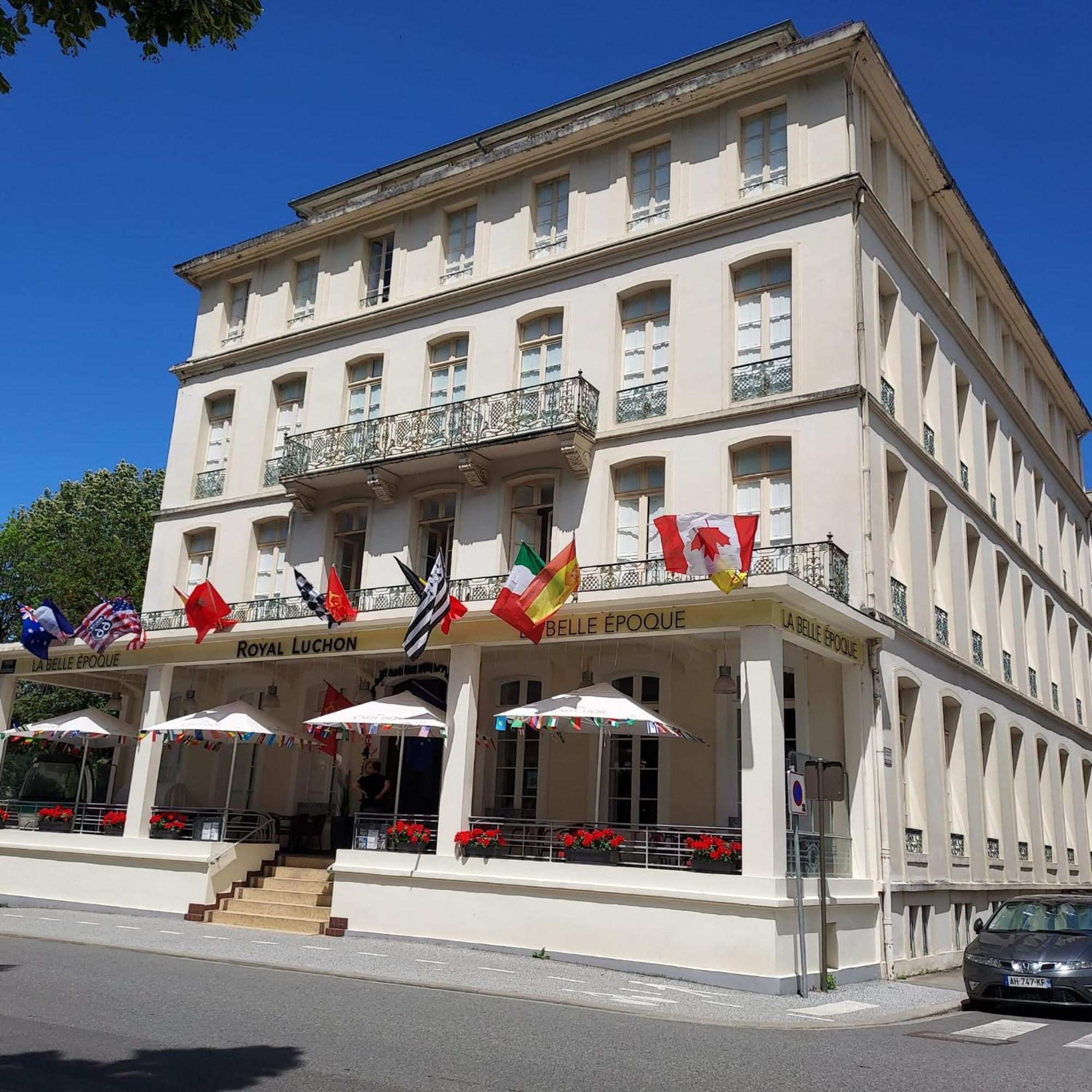 Royal Luchon Aparthotel Bagneres-de-Luchon Exterior photo